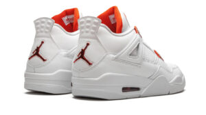 Air Jordan 4 Retro "Metallic Pack - Orange"