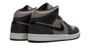 Air Jordan 1 Mid SE "Night Stadium"