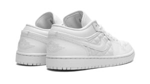 AIR JORDAN 1 LO QUILTED WMNS "Quilted White"