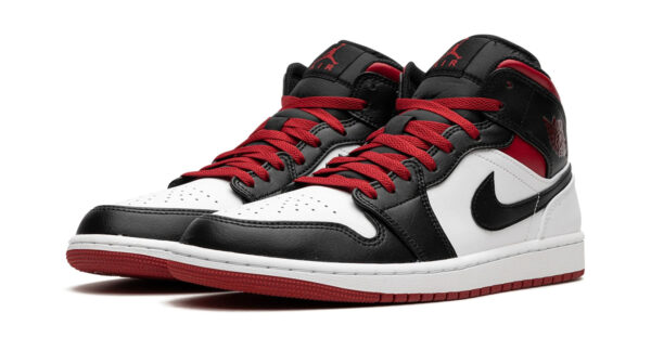 Air Jordan 1 Mid "Gym Red Black Toe"