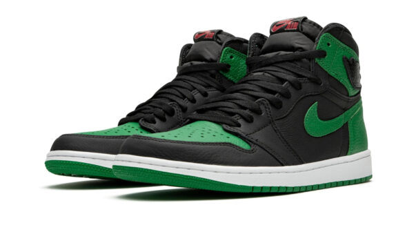 Air Jordan 1 Retro High "Pine Green 2.0"