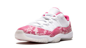 AIR JORDAN 11 RETRO LO WMNS "Pink Snakeskin"