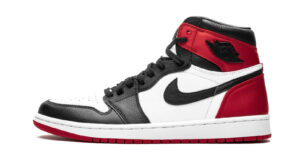 AIR JORDAN 1 HIGH OG WMNS "Satin Black Toe"