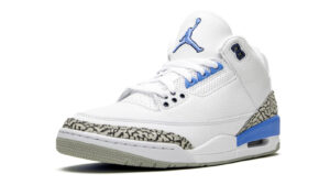 Air Jordan 3 Retro "UNC"