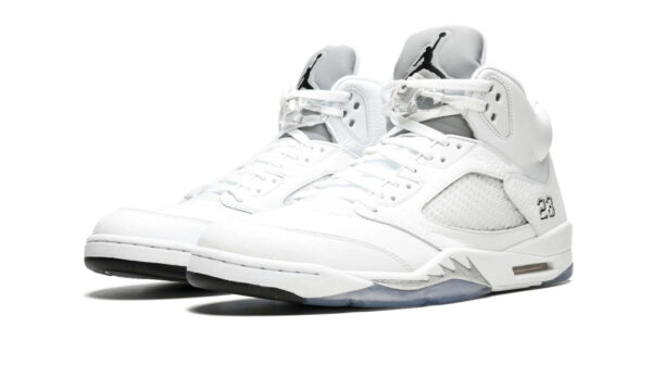 Air Jordan 5 Retro "Metallic Silver"