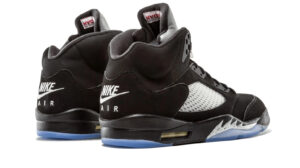 Air Jordan 5 Retro OG "Black / Metallic"