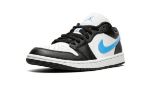 AIR JORDAN 1 LOW WMNS "Black / University Blue"