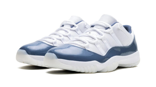 Jordan 11 Retro Low "Diffused Blue"