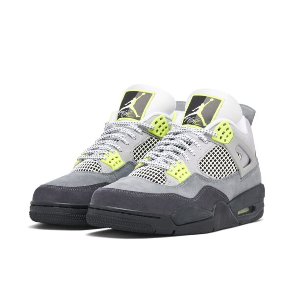 Air Jordan 4 Retro SE 'Neon 95'