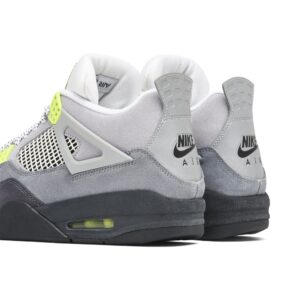 Air Jordan 4 Retro SE 'Neon 95'