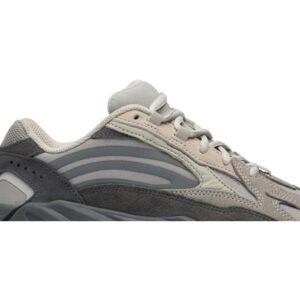 adidas_yeezy_boost_700_v2__tephra__fu7914_1_26773.jpeg