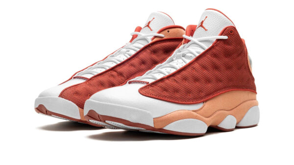 Air Jordan 13 "Dune Red"