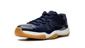 Air Jordan 11 Retro Low "Navy/Gum"