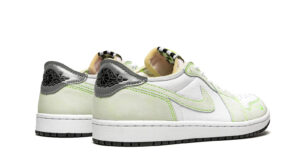 Air Jordan 1 Low OG "Ghost Green"