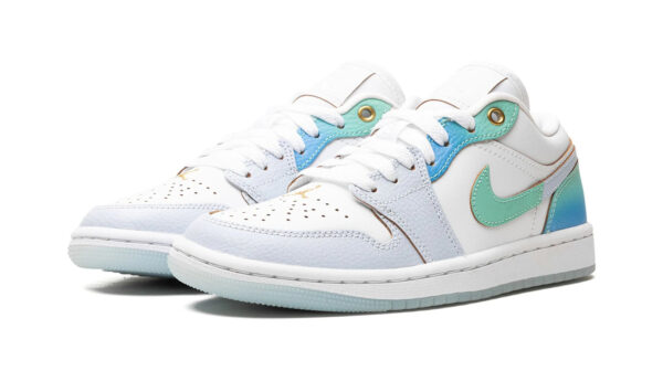 Air Jordan 1 Low WMNS "Emerald Rise"