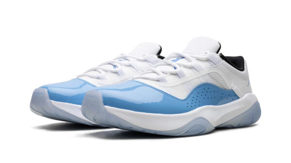 Air Jordan 11 CMFT Low "University Blue"