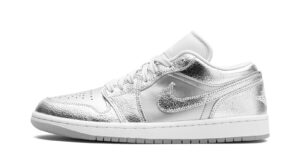 Air Jordan 1 Low SE WMNS "Metallic Silver"