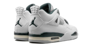 Air Jordan 4 "Oxidized Green"