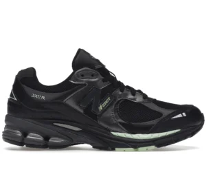 New Balance 2002R Black Silver Green - photo 1- Jersey4u