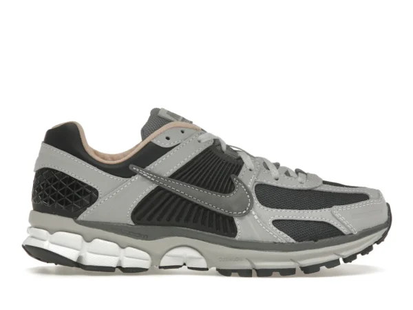 Nike Zoom Vomero 5 Dark Smoke Grey Vachetta - photo 1- Jersey4u