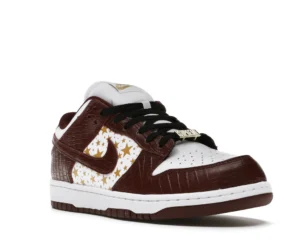 Nike SB Dunk Low Supreme Stars Barkroot Brown (2021) - photo 2- Jersey4u