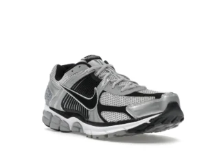 Nike Zoom Vomero 5 Metallic Silver Black - photo 2- Jersey4u