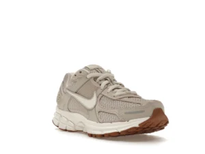 Nike Zoom Vomero 5 Light Orewood Brown (Women's) - photo 2- Jersey4u