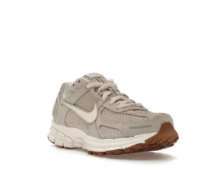 Nike Zoom Vomero 5 Light Orewood Brown (Women's) - photo 2- Jersey4u