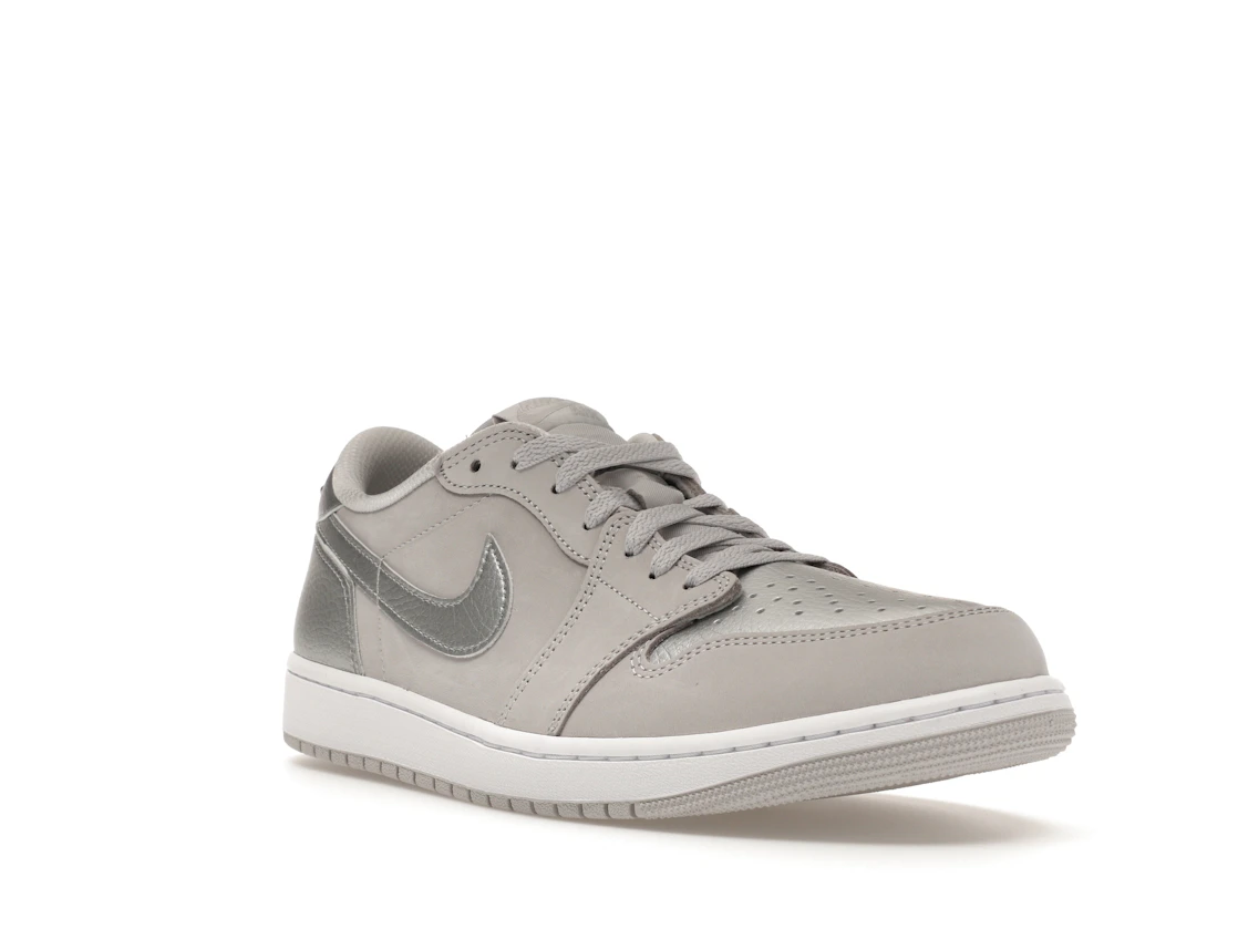 Jordan 1 Low OG Metallic Silver - photo 2- Jersey4u