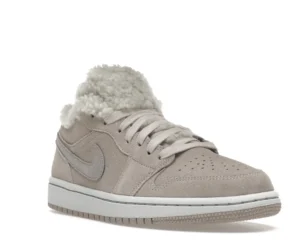 Jordan 1 Low SE Sherpa Fleece (Women's) - photo 2- Jersey4u