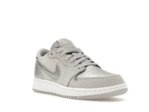 Jordan 1 Low OG Metallic Silver (GS) - photo 2- Jersey4u