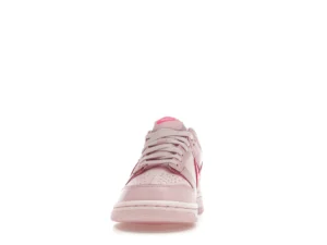 Nike Dunk Low Triple Pink (GS) - photo 3- Jersey4u