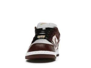 Nike SB Dunk Low Supreme Stars Barkroot Brown (2021) - photo 3- Jersey4u