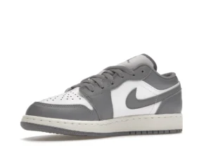 Air Jordan 1 Low Vintage Grey (GS) - photo 4- Jersey4u