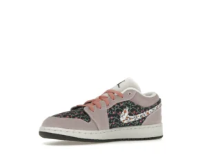 Jordan 1 Low SE Floral (GS) - photo 4- Jersey4u