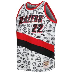 Clyde Drexler Portland Trail Blazers Mitchell & Ness 1991/92 Hardwood Classics Doodle Swingman Player Jersey - White photo 2 Jersey4u